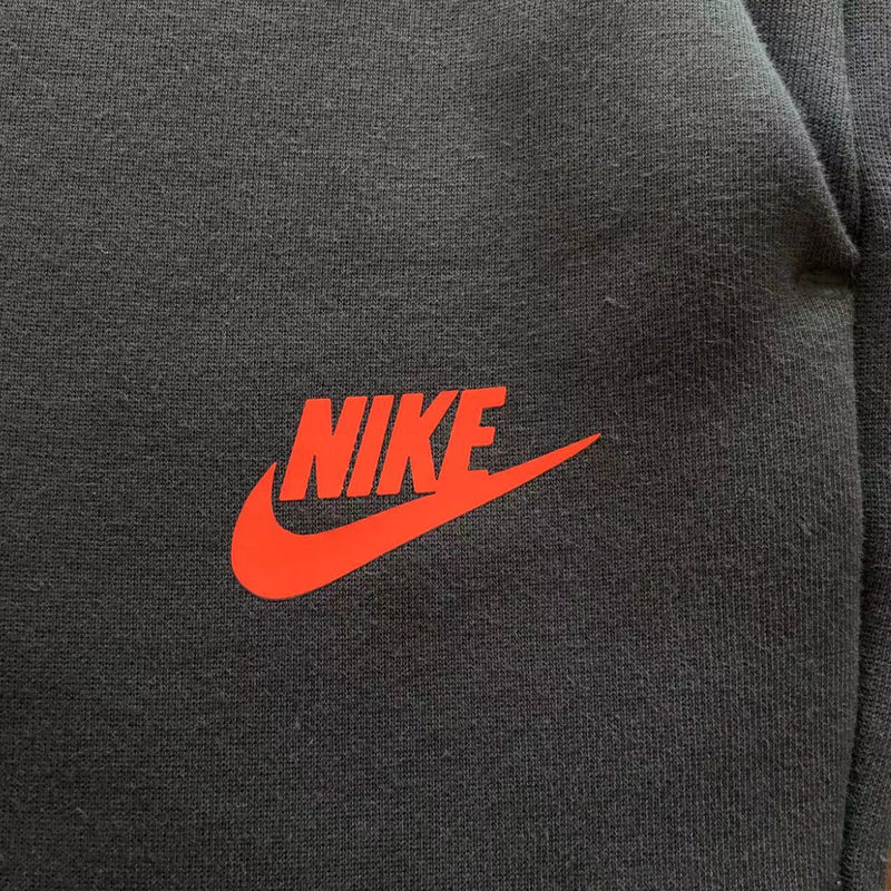 CALÇA NIKE TECH FLEECE