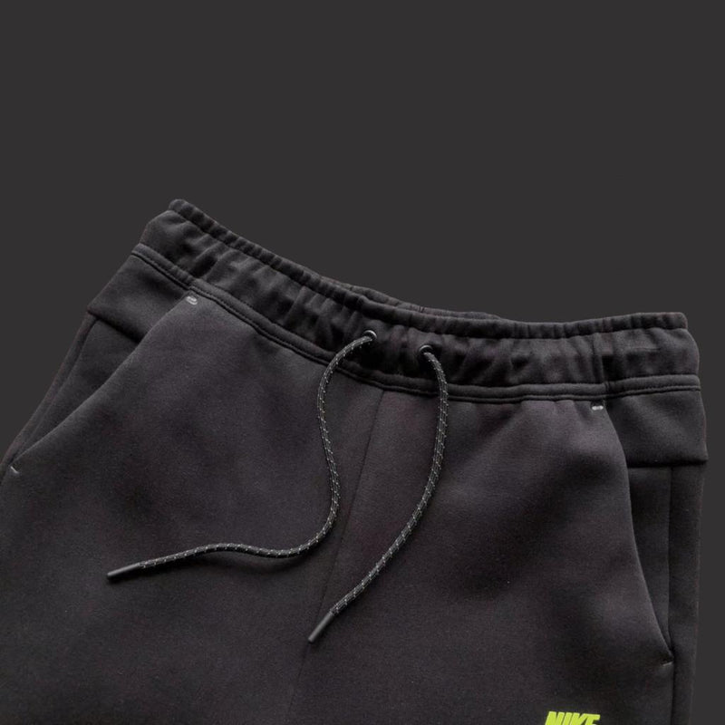 CONJUNTO NIKE SPORTSWEAR TECH FLEECE