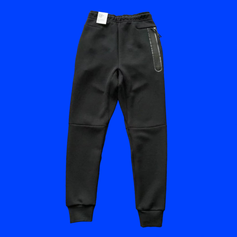 CALÇA NIKE TECH FLEECE “PRETO”