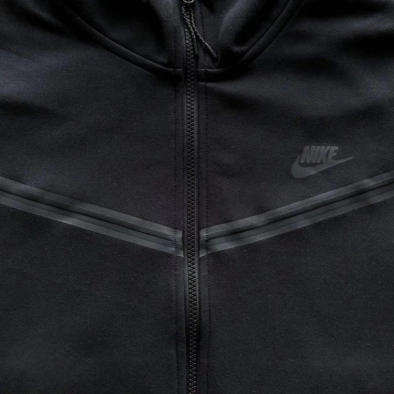 JAQUETA NIKE SPORTSWEAR TECH FLEECE