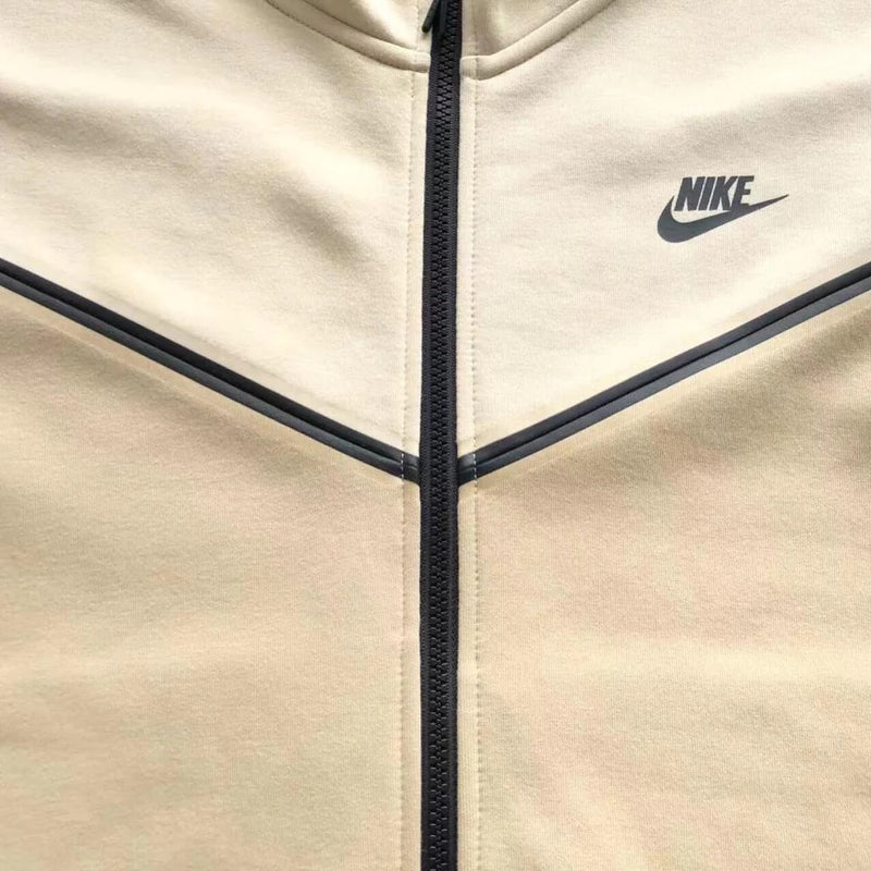 JAQUETA NIKE SPORTSWEAR TECH FLEECE