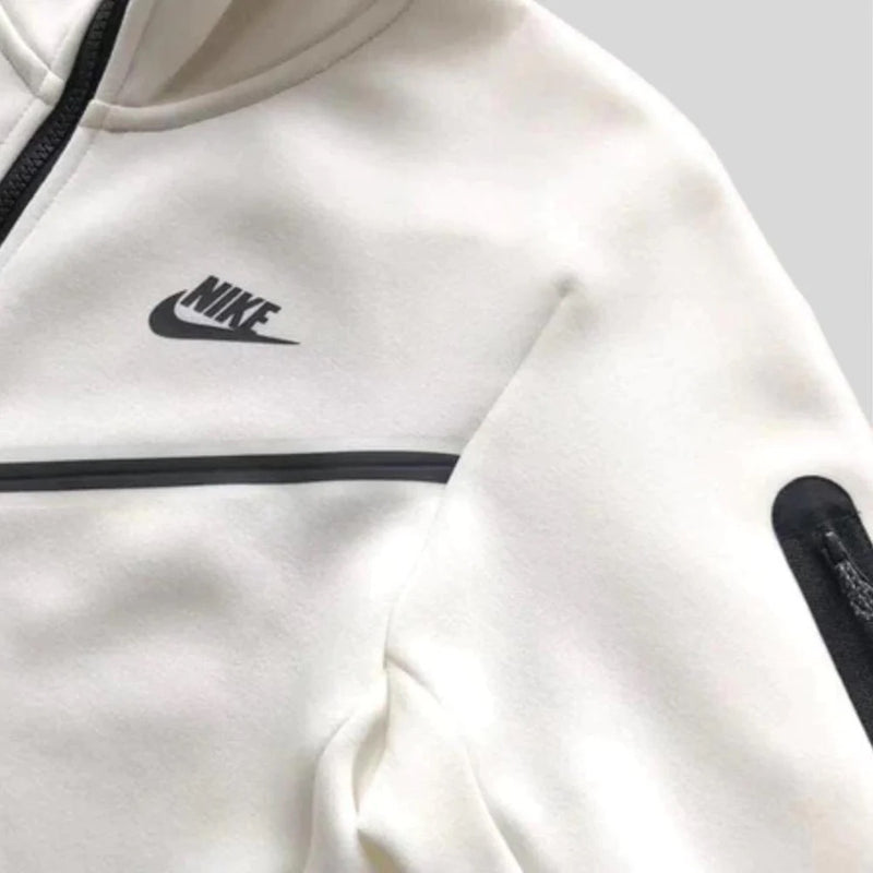 JAQUETA NIKE SPORTSWEAR TECH FLEECE