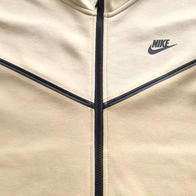 CONJUNTO NIKE SPORTSWEAR TECH FLEECE