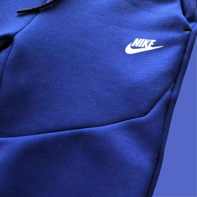 CONJUNTO NIKE SPORTSWEAR TECH FLEECE